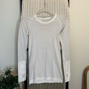 Lululemon Swiftly Tech Long Sleeve
